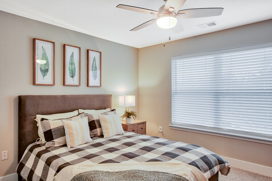 More Photos Of 400 Legends Terrace Dr, Eureka Apartments For Sale