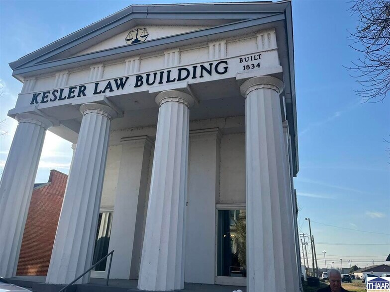 More Photos Of 219 Ohio St, Terre Haute Office For Sale