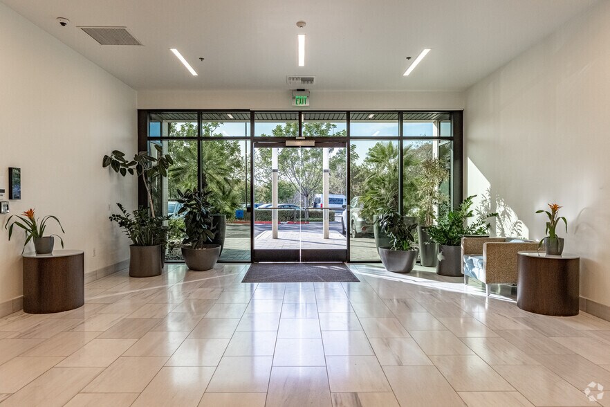 More Photos Of 13300 Crossroads Parkway North, City Of Industry Office For Lease