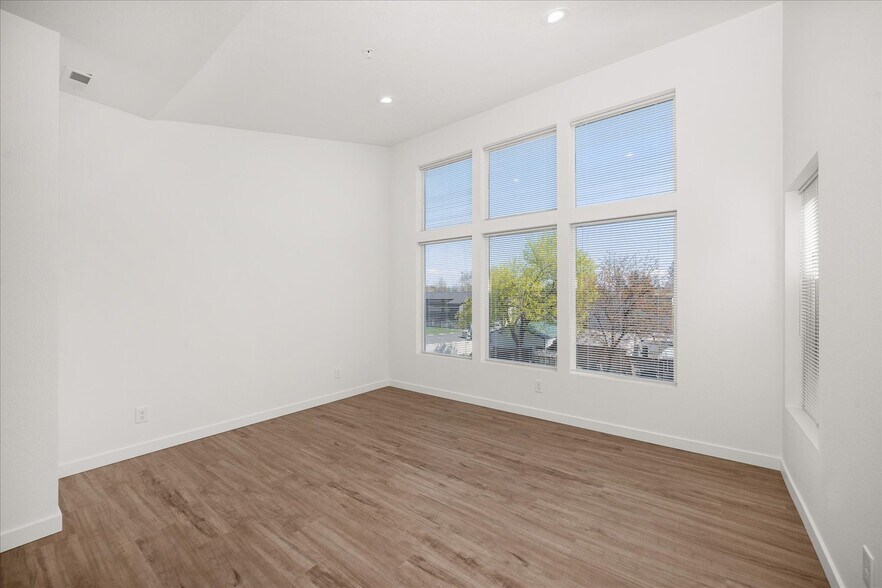 More Photos Of 505 E Hawthorne Rd, Spokane Multifamily For Sale