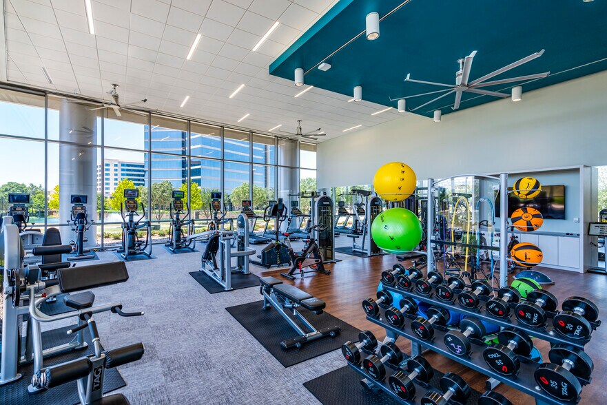 More Photos Of 5600 Granite Pky, Plano Office For Lease