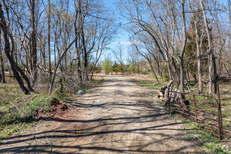 More Photos Of 470 Fairfield Rd, Freehold Land For Sale