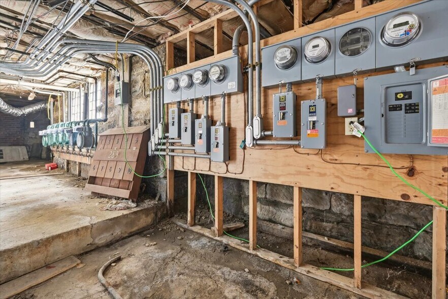 More Photos Of 283 Park Ave W, Mansfield Apartments For Sale