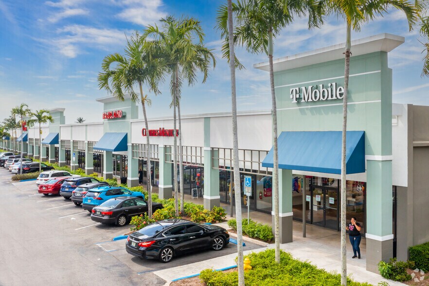 More Photos Of 8101-8351 W Sunrise Blvd, Plantation Unknown For Lease