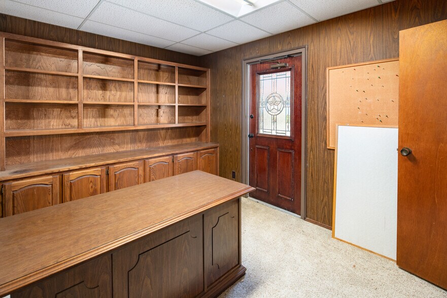 More Photos Of 504 S Denton Tap Rd, Coppell Medical For Lease