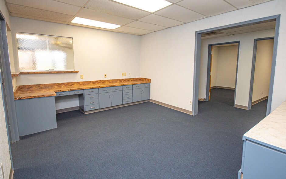 More Photos Of 13414 Medical Complex Dr, Tomball Medical For Lease