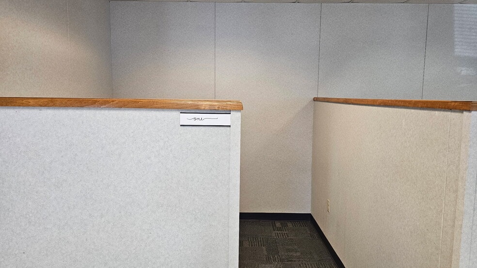 More Photos Of 19 Mcquiston Dr, Mercer Coworking Space