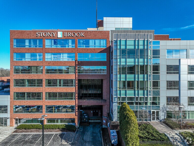 More Photos Of 130 Turner St, Waltham Office For Sale