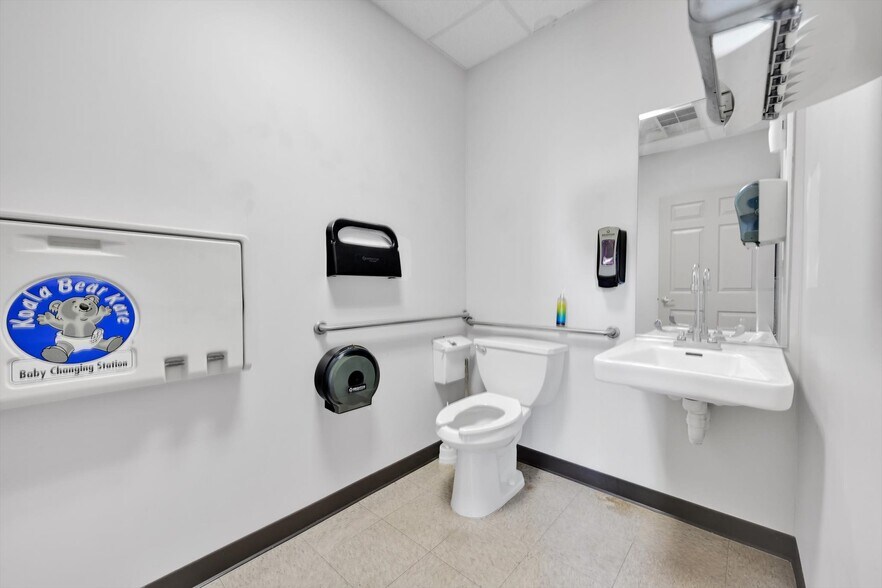 More Photos Of 200 Pine Brook Pl, Orwigsburg Medical For Lease