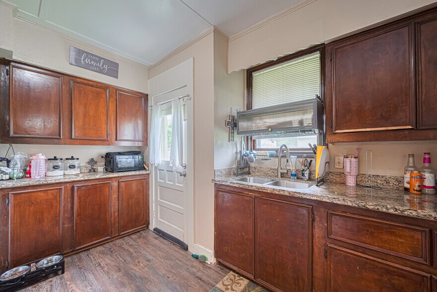 More Photos Of , Wharton Multifamily For Sale