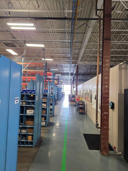 More Photos Of 300 Airport Rd, Ames Warehouse For Sale