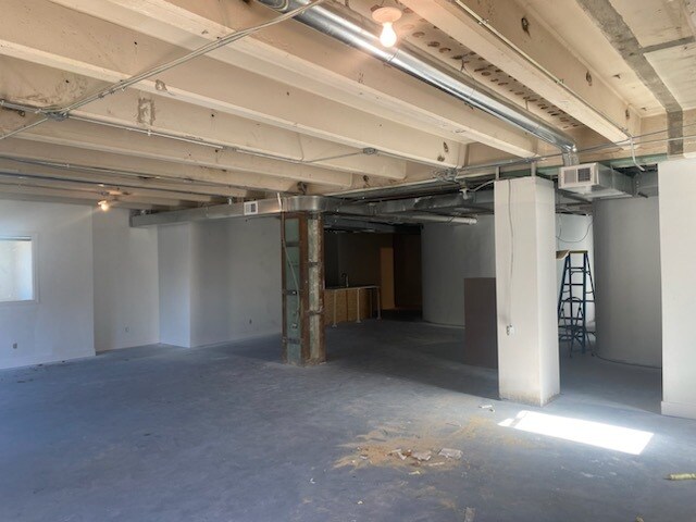 More Photos Of 4049 Pennsylvania Ave, Kansas City Office Residential For Lease