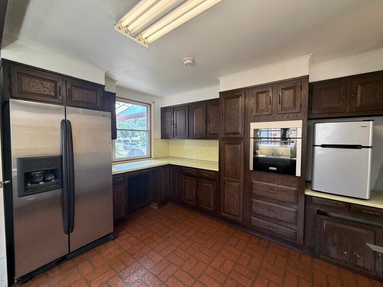 More Photos Of 114 Elm Street, Cortland Storefront Retail Residential For Sale
