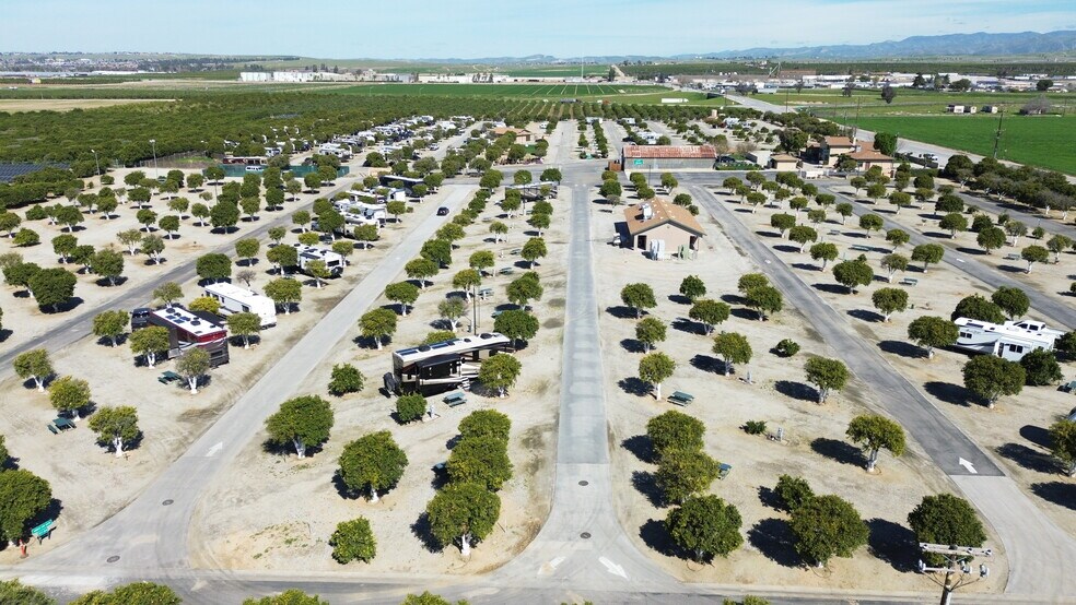 More Photos Of 1452 S Edison Rd, Bakersfield Trailer Camper Park For Sale