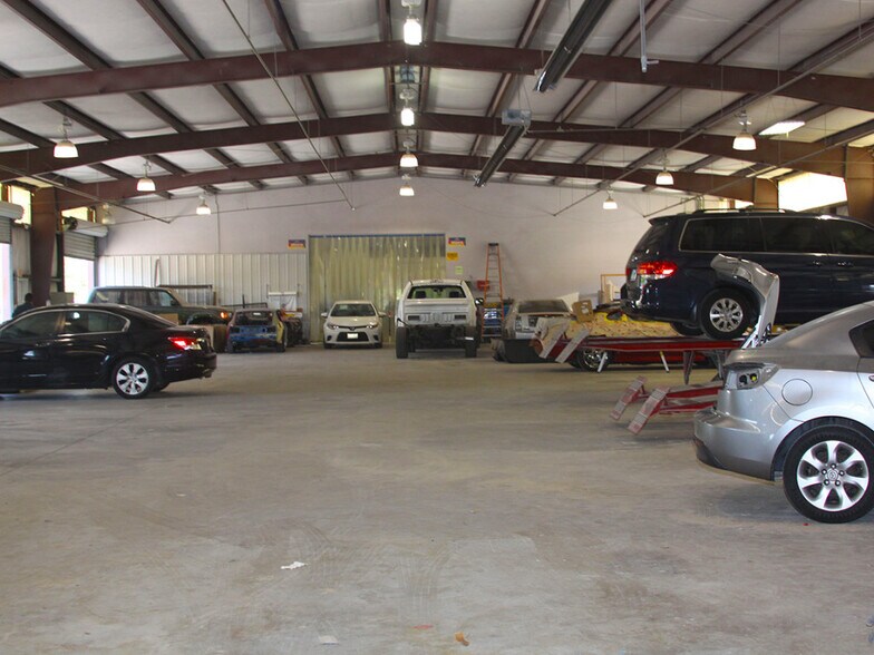 More Photos Of 15920 Kuykendahl Rd, Houston Auto Repair For Sale