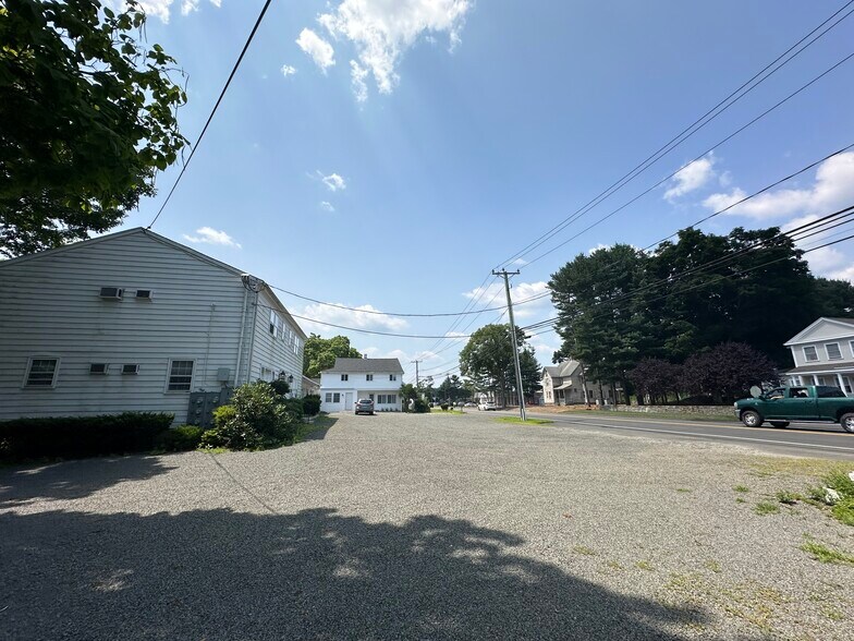 More Photos Of 60 Boston Post Rd, Madison Storefront Retail Office For Sale
