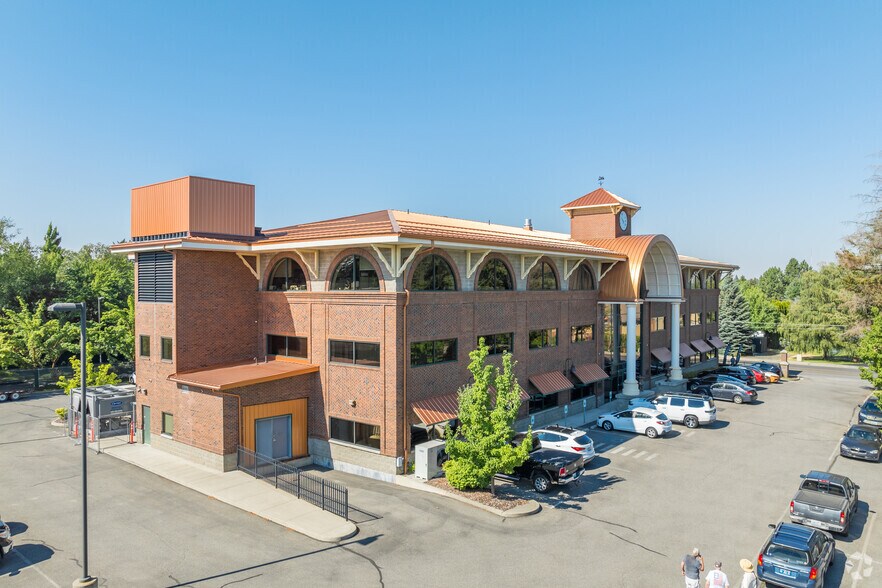 More Photos Of 5915 S Regal St, Spokane Office For Lease