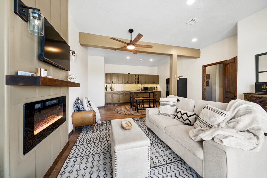 More Photos Of 7056 Bustin Dutch Trl, Show Low Multifamily For Sale