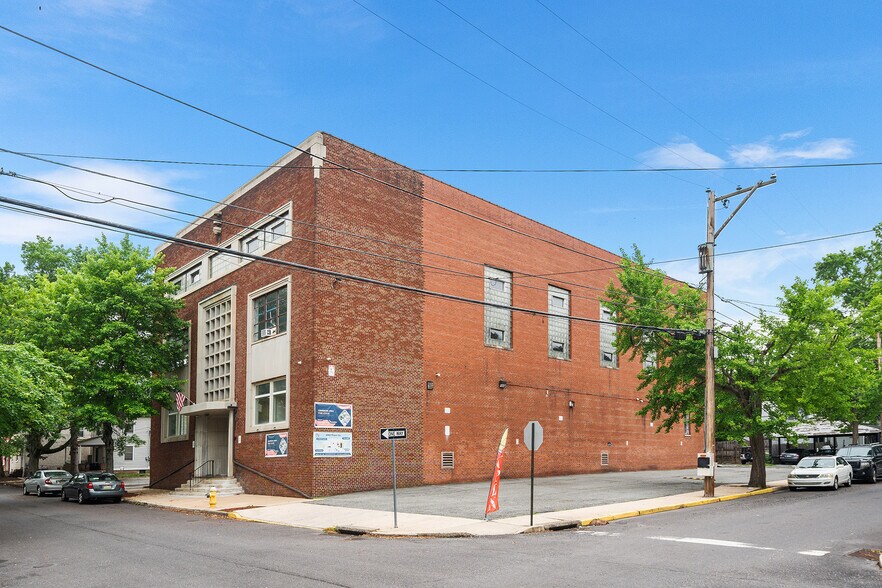 Primary Photo Of 379 Cherry St, Pottstown Flex For Lease
