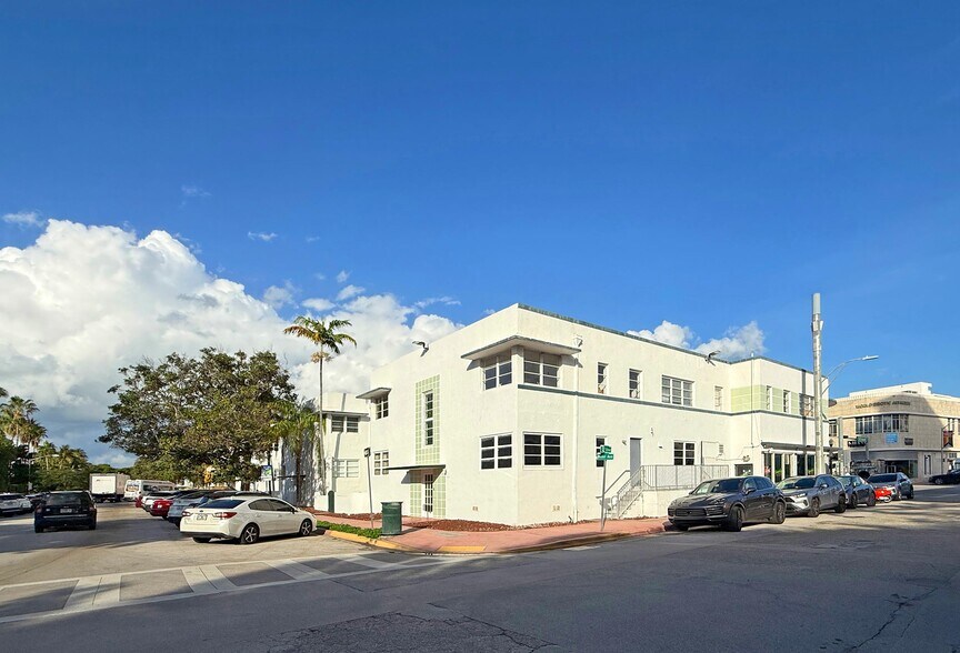 More Photos Of 1200 Washington Ave, Miami Beach General Retail For Sale