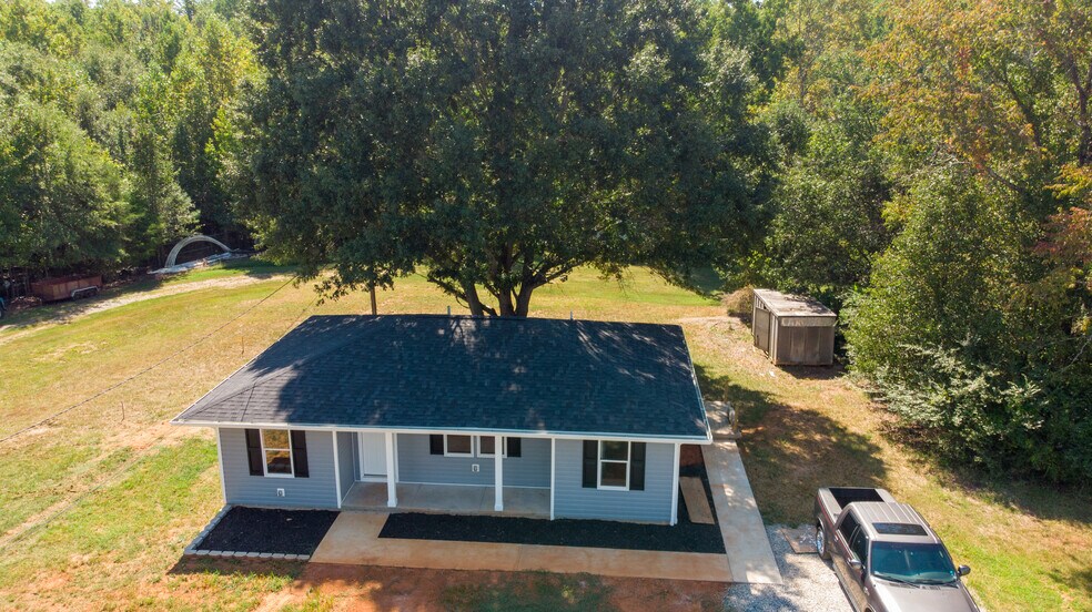More Photos Of 5735 Fallston Rd, Lawndale Flex For Sale