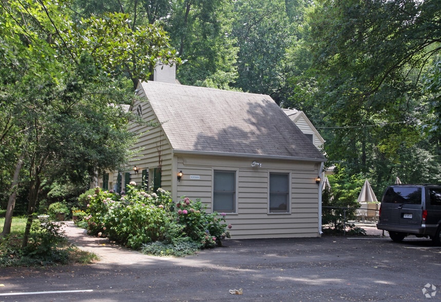 More Photos Of 1106 University Blvd W, Silver Spring Office For Sale