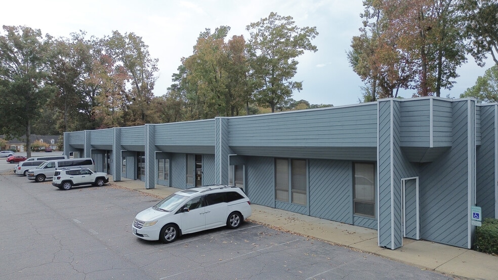 More Photos Of 4520 Holland Office Park, Virginia Beach Unknown For Lease