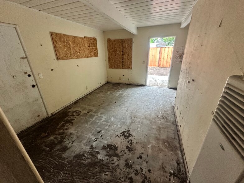 More Photos Of 2611 Alma St, Palo Alto Apartments For Sale
