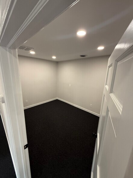 More Photos Of 1507 Huguenot Rd, Richmond Medical For Lease