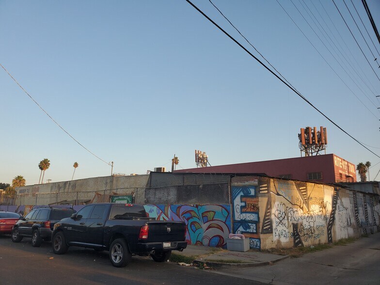 More Photos Of 6501 Broadway, Los Angeles Storefront Retail Office For Sale