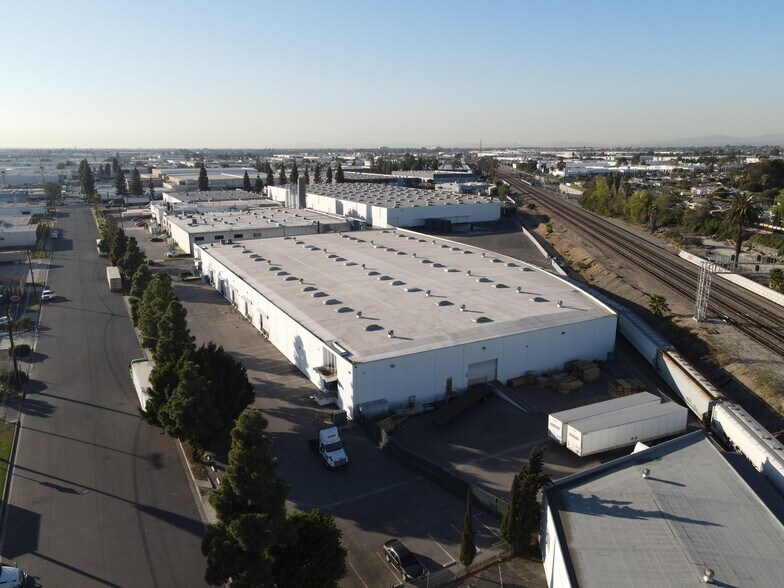 More Photos Of 14301 Gannet St, La Mirada Distribution For Lease