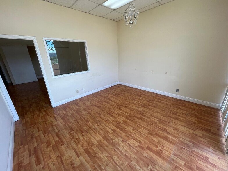 More Photos Of 425 Military East St, Benicia Freestanding For Lease