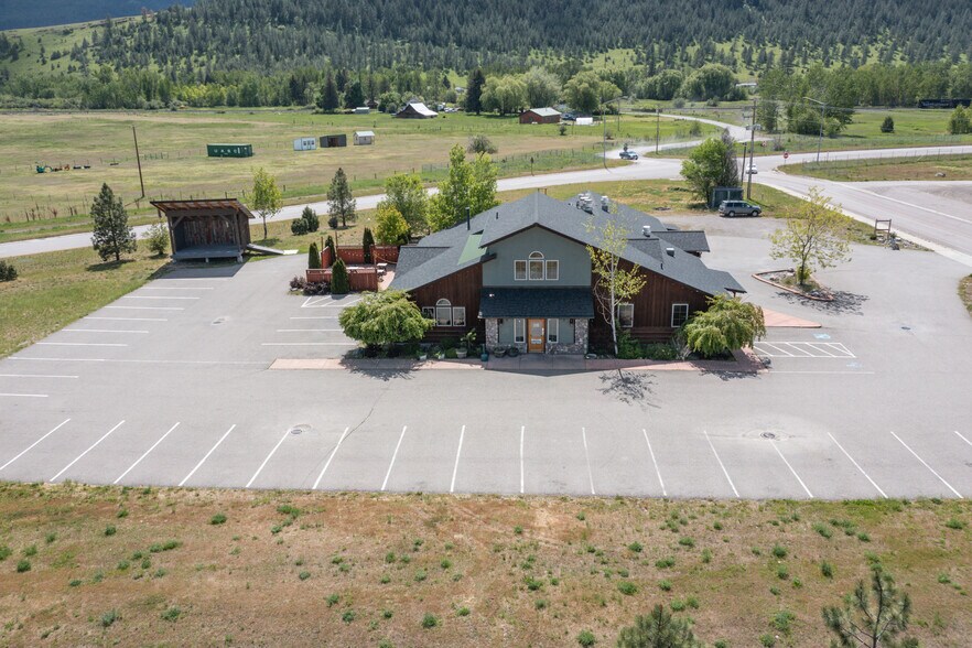 More Photos Of 72532 N Couture Loop, Arlee Restaurant For Sale