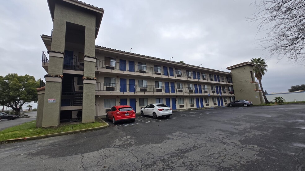 More Photos Of 12249 Folsom Blvd, Rancho Cordova Hotel For Sale