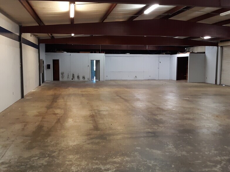 3974 Inner Perimeter Rd, Valdosta, GA 31602 For Lease