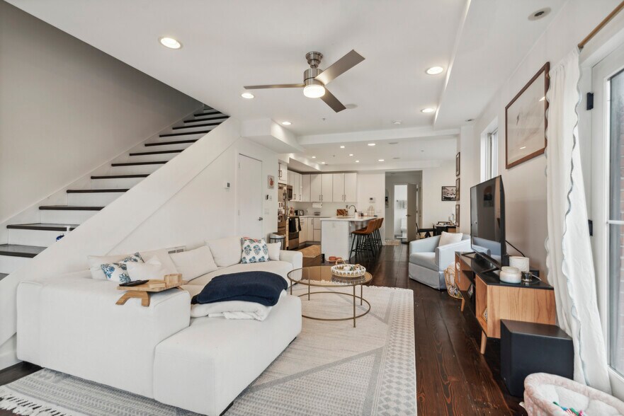 More Photos Of 263 N 3rd St, Philadelphia Apartments For Sale