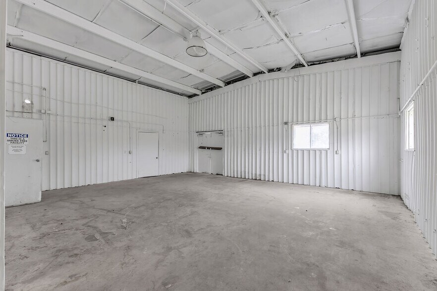 More Photos Of 1600 Park Lane Dr, Trenton Industrial For Sale