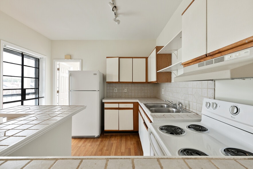 More Photos Of 1 & 3 South Vine Street, Richmond Apartments For Sale