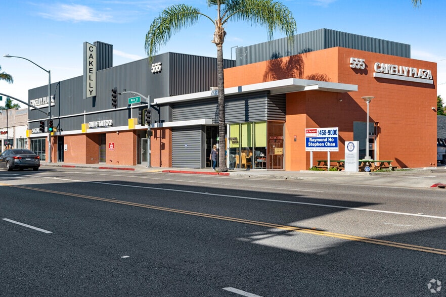 More Photos Of 535-611 W Main St, Alhambra Storefront Retail Office For Lease