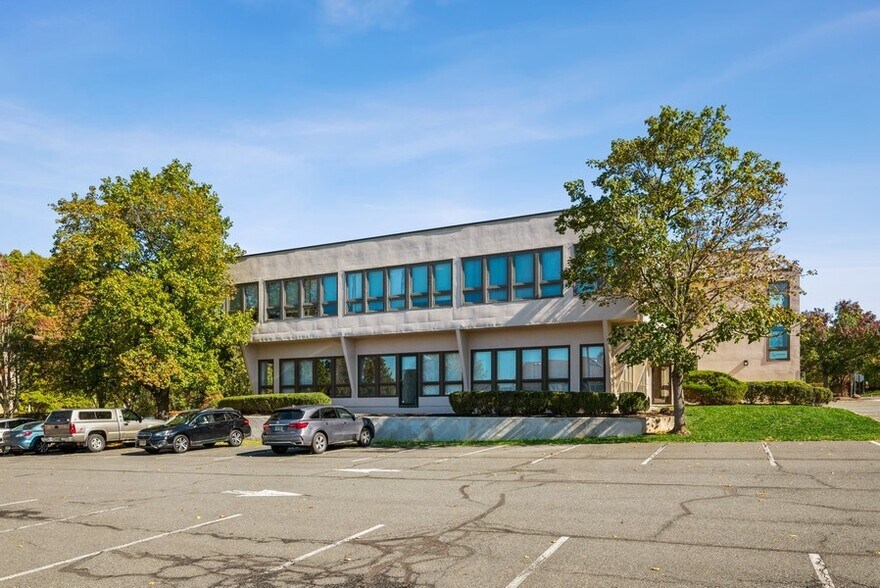 More Photos Of 674 US Highway 202, Bridgewater Medical For Sale