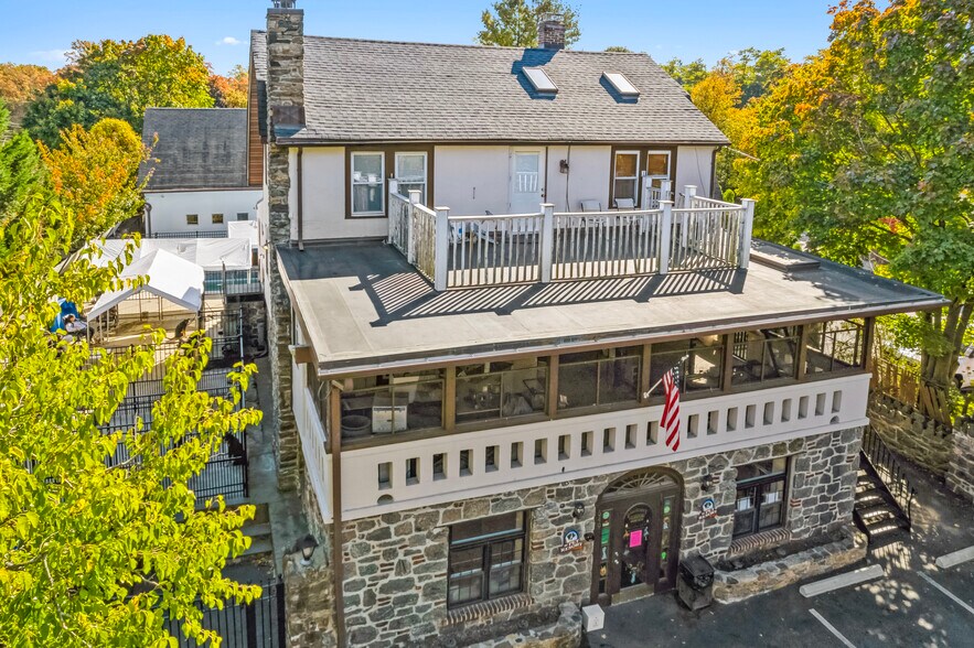 More Photos Of 649 W Boston Post Rd, Mamaroneck Veterinarian Kennel For Sale