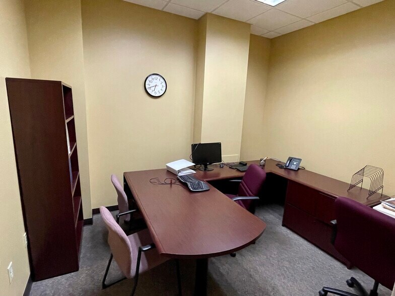 More Photos Of 45 Commerce Dr, Augusta Office For Lease