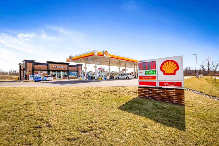 More Photos Of 4615 Leavitt Rd, Lorain Convenience Store For Sale