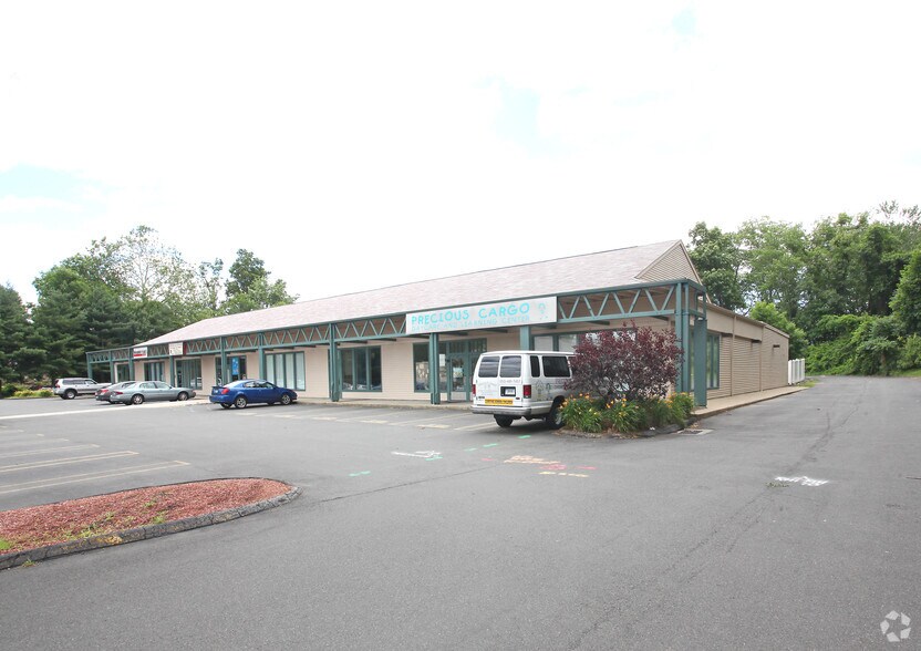 Primary Photo Of 251 W Main St, Branford Storefront For Lease