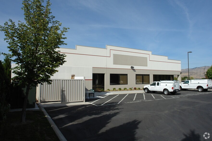 More Photos Of 2223 W Airport Way, Boise Industrial For Lease