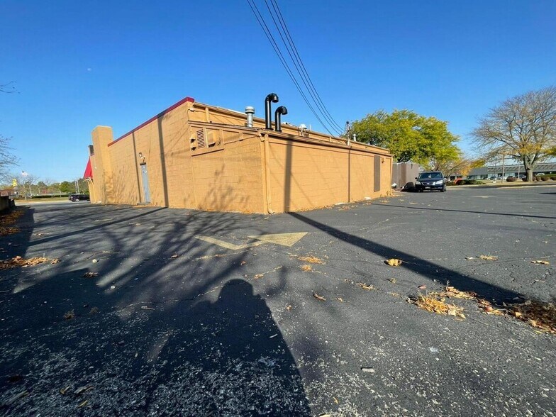 More Photos Of 2900 Wilmington Pike, Kettering Land For Lease