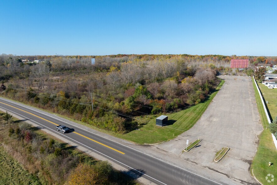 More Photos Of 6483 E Court St N, Burton Land For Sale