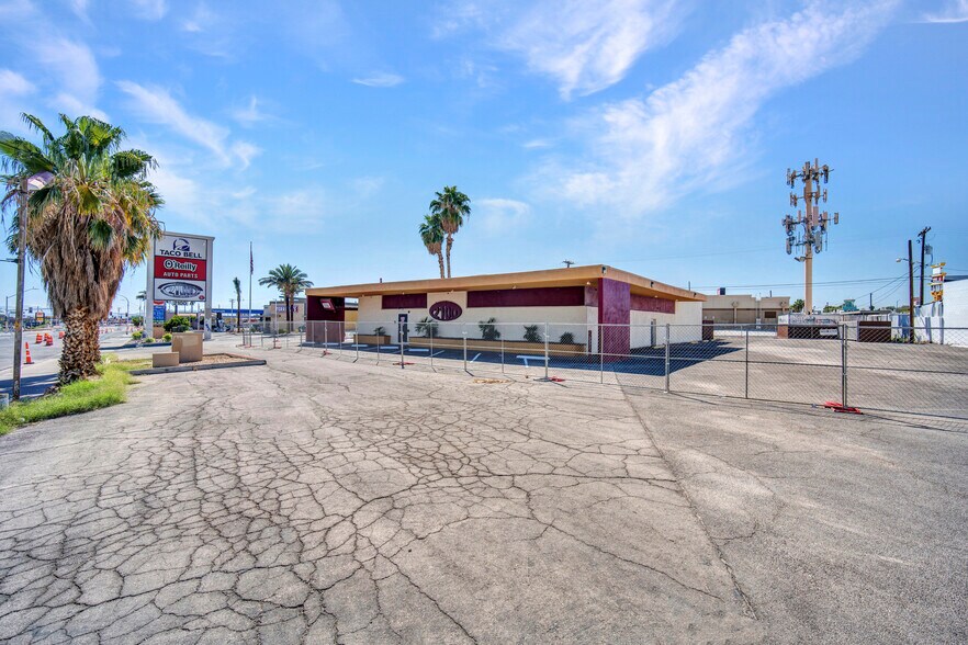 More Photos Of 2100 Fremont St, Las Vegas Restaurant For Sale