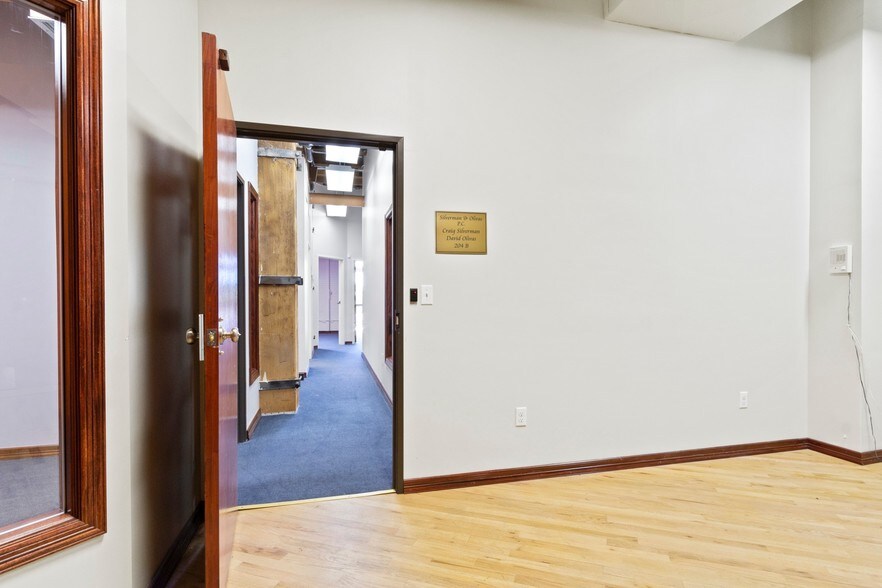 More Photos Of 1127 Auraria Pky, Denver Coworking Space