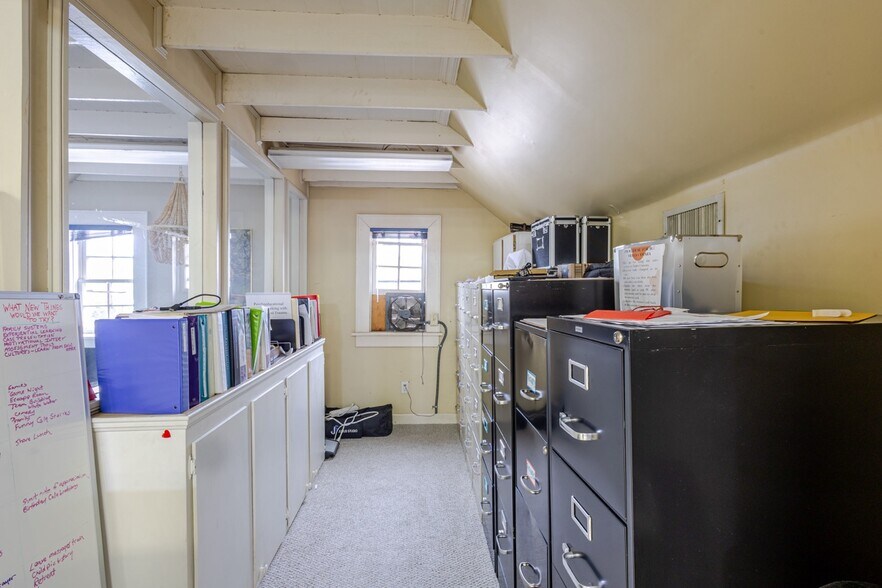 More Photos Of 2036 E 7th St, Charlotte Loft Creative Space For Sale